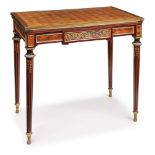 Spieltisch, Louis-XVI-Stil,Frankreich um 1890. Nussbaum m. Rautenmarketerie in Ahorn u.