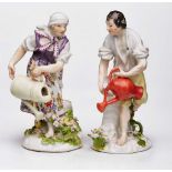 Paar Figuren "Gärtnerin" u. "Gärtner",Meissen um 1750. Leicht gebeugt stehende Figuren je m. einer