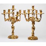 Paar 5-flamm. Girandolen, Louis-XV-Stil,Frankreich um 1860. Bronze gegossen vergoldet. Gedrehter