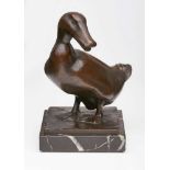 Bronze Philipp Harth(1885 Mainz - 1968 Bayrischzell) Ente, Mitte 20. Jh. Braun patiniert. Auf