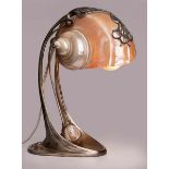 Jugendstil-Tischlampe um 1900 Entwurf Gustav Gurschner (1873-1971) Metall versilbert,