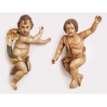 Zwei verschiedene barocke Engelfiguren, süddt. 18. Jh. Holz, vollrd. geschnitzt, farbig gefasst,