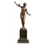 Bronze Paul Fournier Mädchen mit Ball, um 1910. Braun patiniert. Stehender weibl. Akt m. ausge-