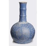 China Vase, Ch'ing-Zeit 17. Jh. Sog. Swatow-Ware für Südostasien Heller Scherben, hellblau