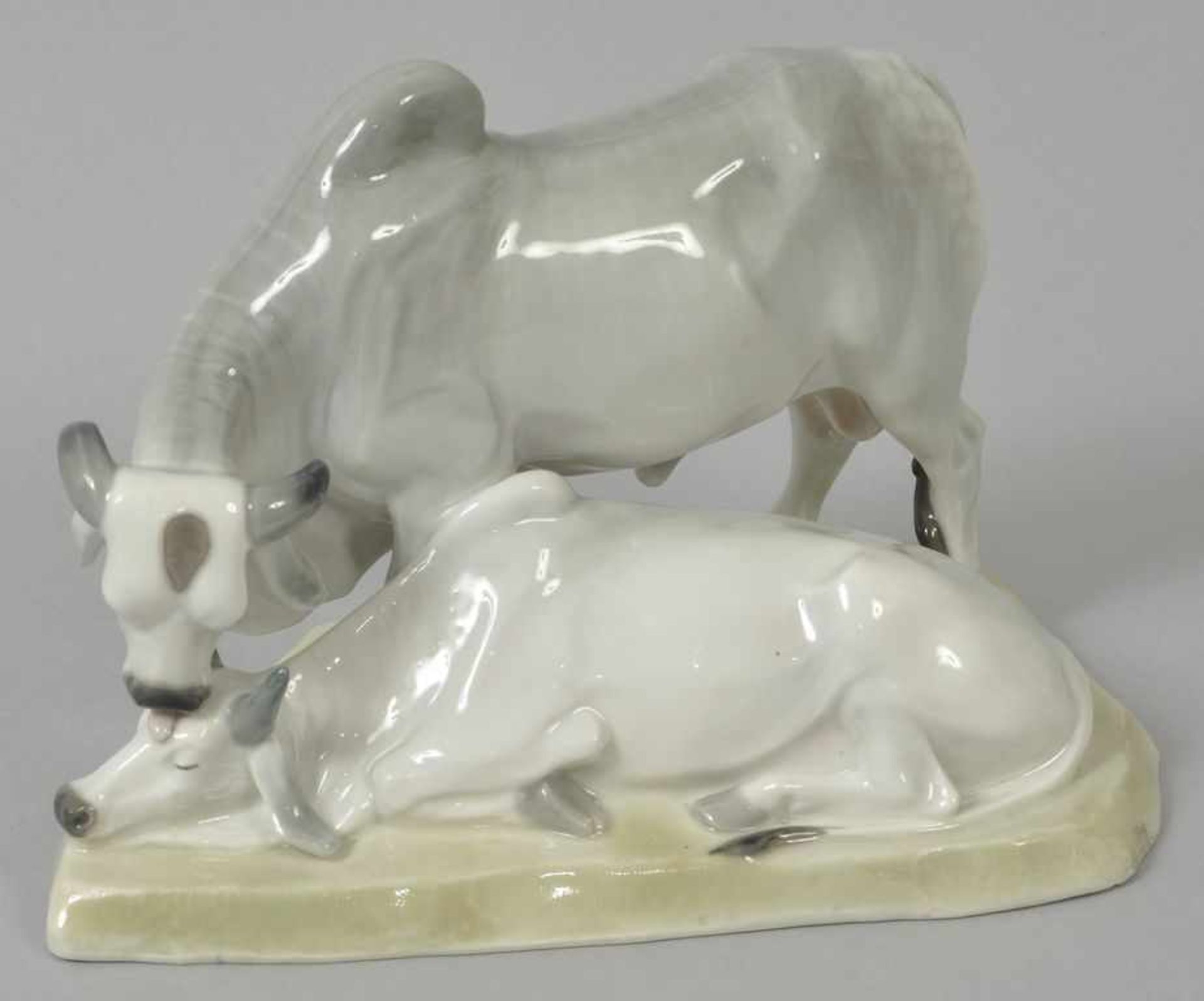 Bochmann, Max. Meissen 1874-1942 Zebugruppe. Modell 1908, zeitnahe Ausführung PM Meissen. Porzellan,