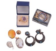 A small selection of jewellery,   to include: a signet ring, the oval carnelian panel engraved with
