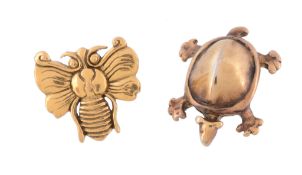 A bee brooch,   modelled as a bee, stamped MMA, 2.5cm wide; together with a tortoise brooch, 3.1cm