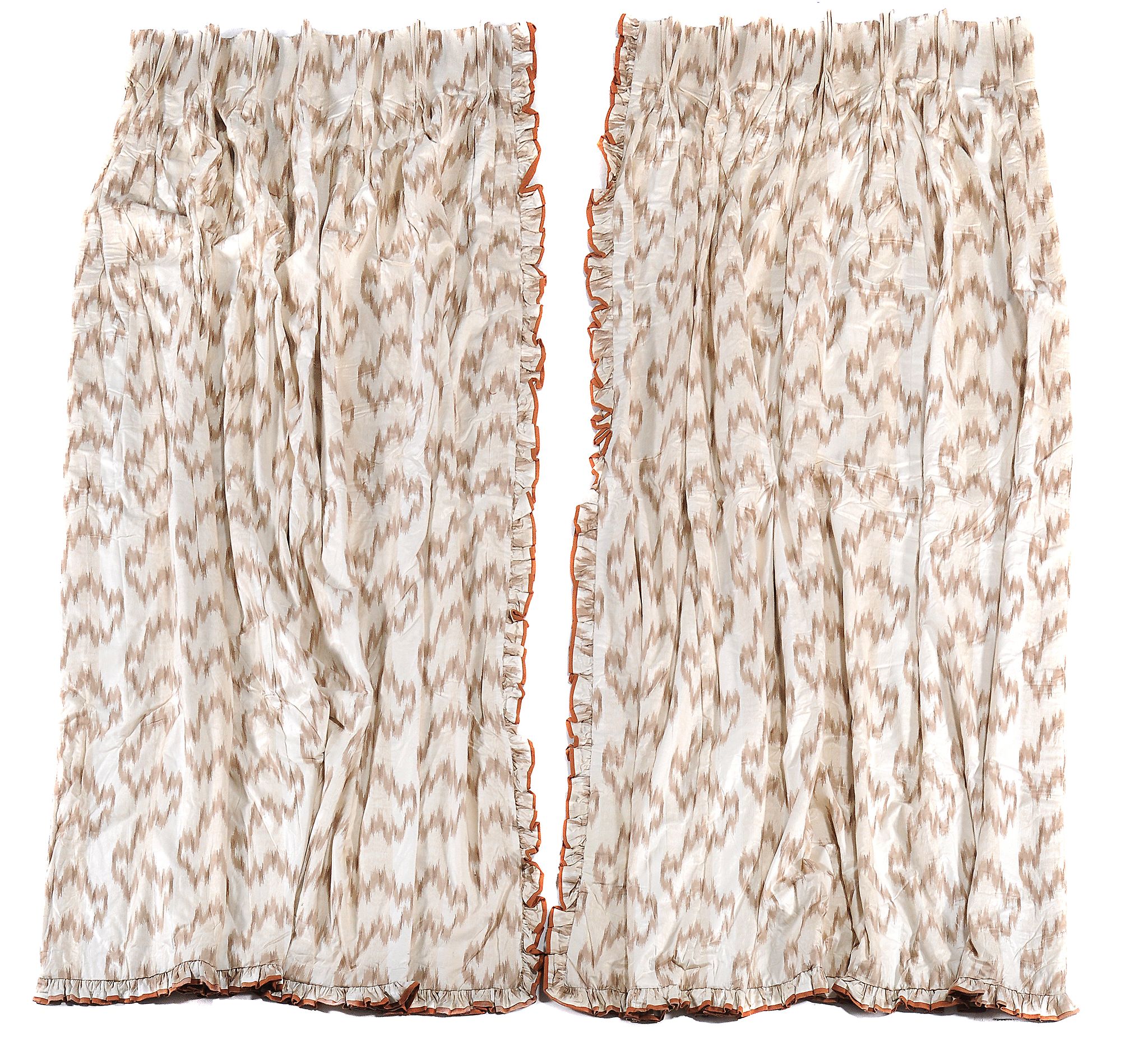 A pair of zig-zag brown chintz pattern curtains,   modern, lined and interlined, 230cm drop;   and - Image 3 of 4