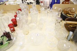 A quantity of assorted glassware and collectable items