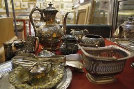 A quantity of silverplate   to include an oval tray, tea and coffee set etc