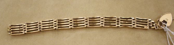 A 9ct gold link bracelet with padlock clasp  , (af) 18.6g approx.