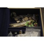 Quantity of silver jewellery and costume jewellery   to include a silver brooch, earrings, costume