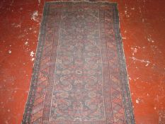 A Hamadan rug   106 x 180cm