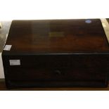 A mahogany jewellery box,   brass inlay, 28cm wide (af)