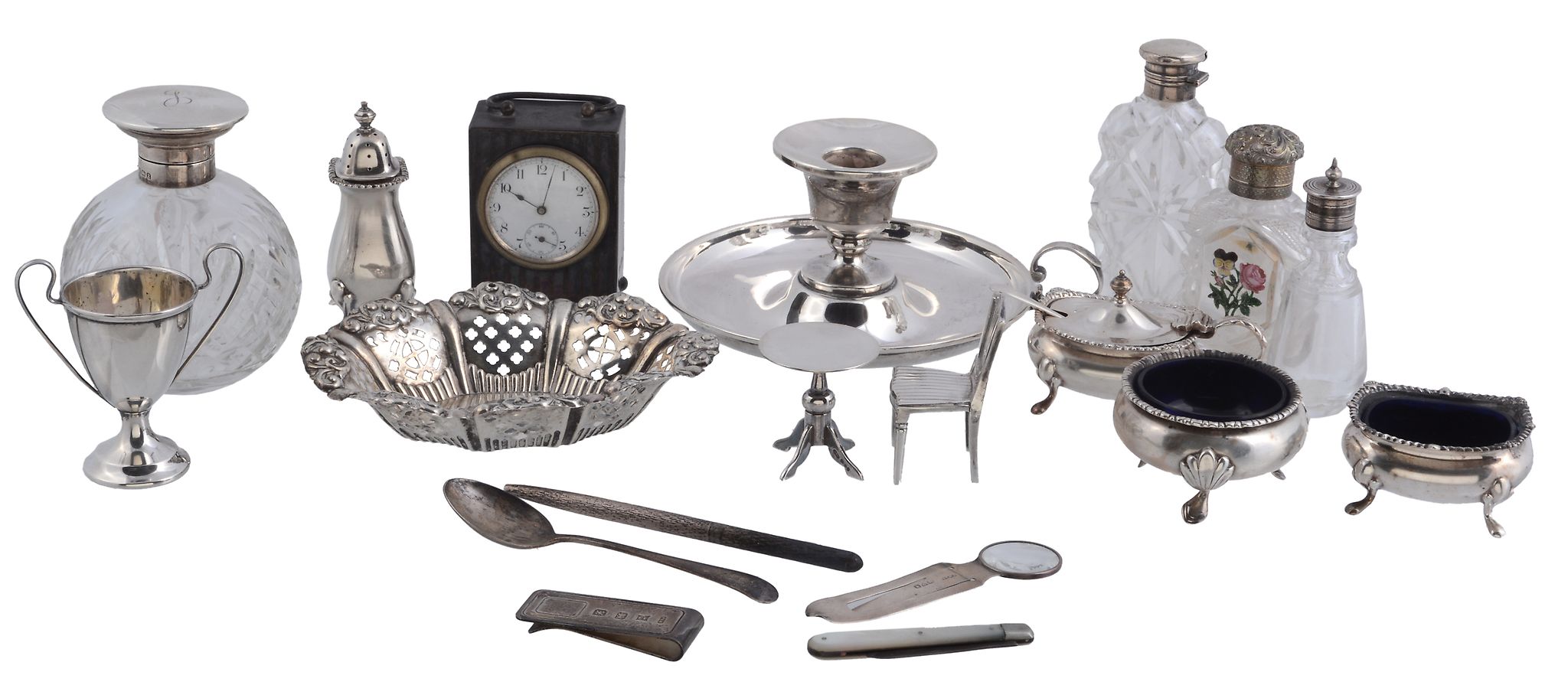 A collection of small silver and silver mounted items, including   A collection of small silver