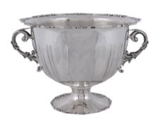 An Italian silver coloured twin handled pedestal rose bowl   An Italian silver coloured twin handled