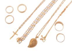 A small selection of gold coloured jewellery, to include   A small selection of gold coloured