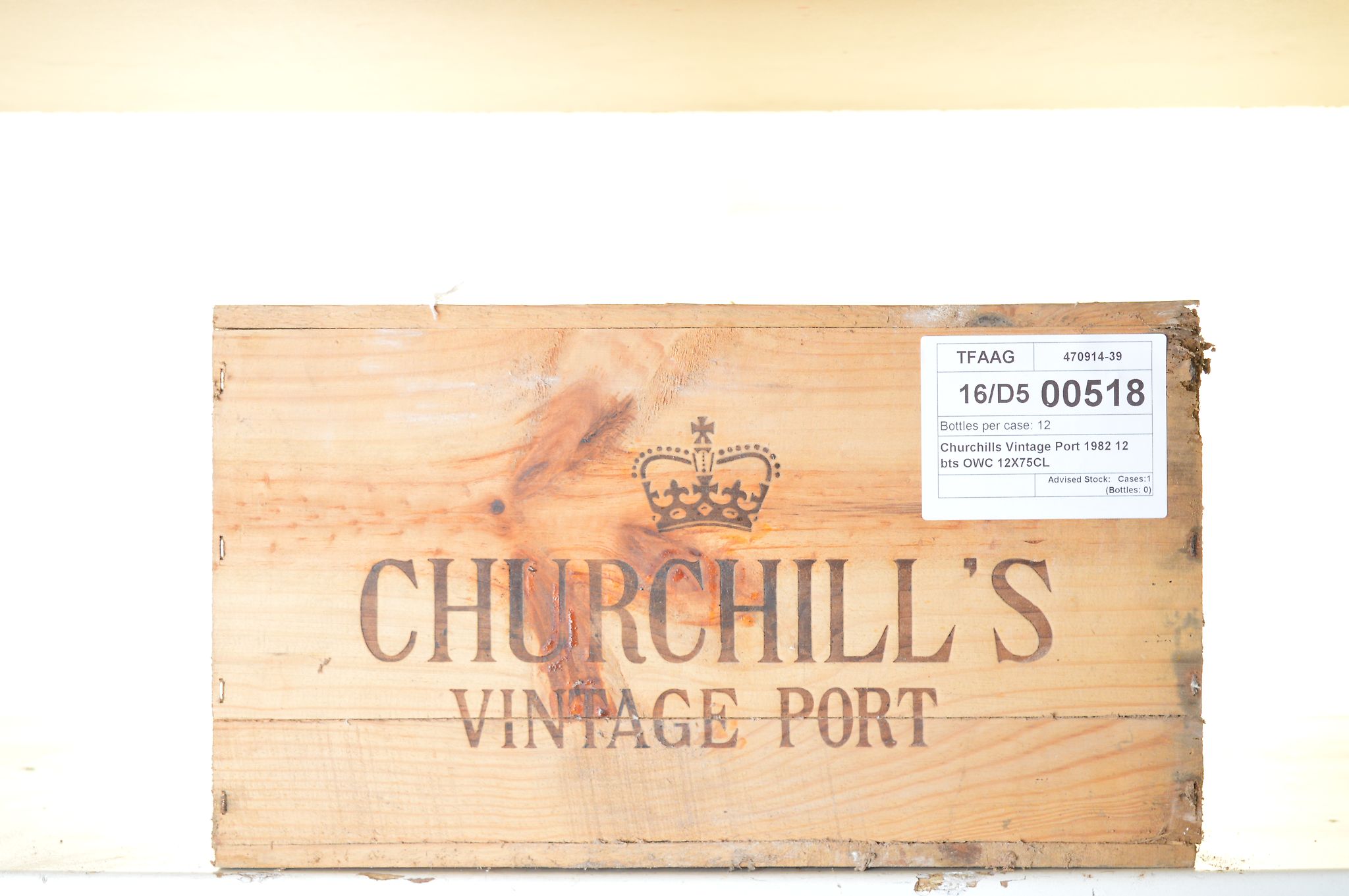 Churchills Vintage Port 1982  12 bts OWC