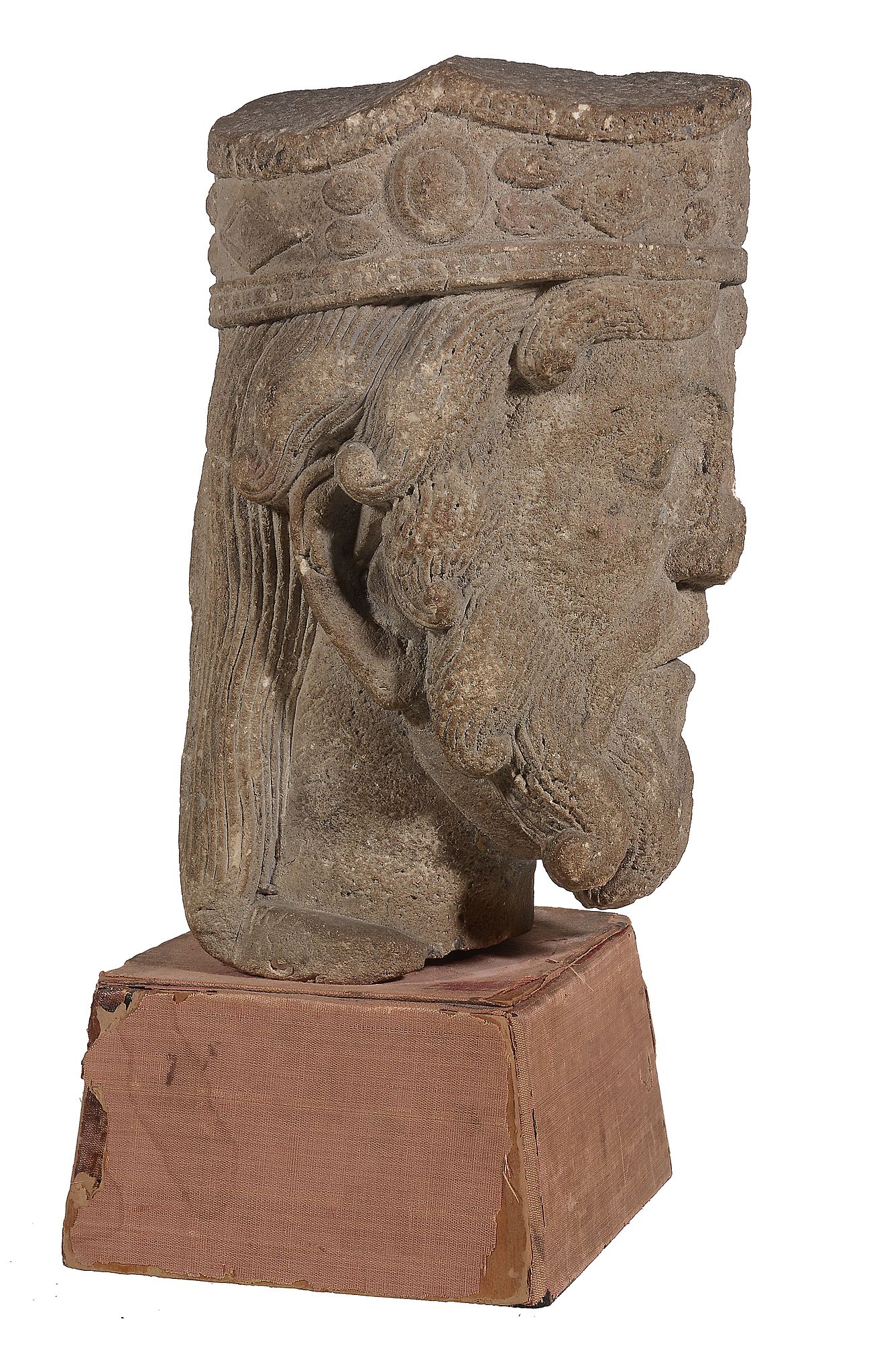 A Continental, probably French sculpted limestone head of a king   A Continental, probably French - Image 3 of 4