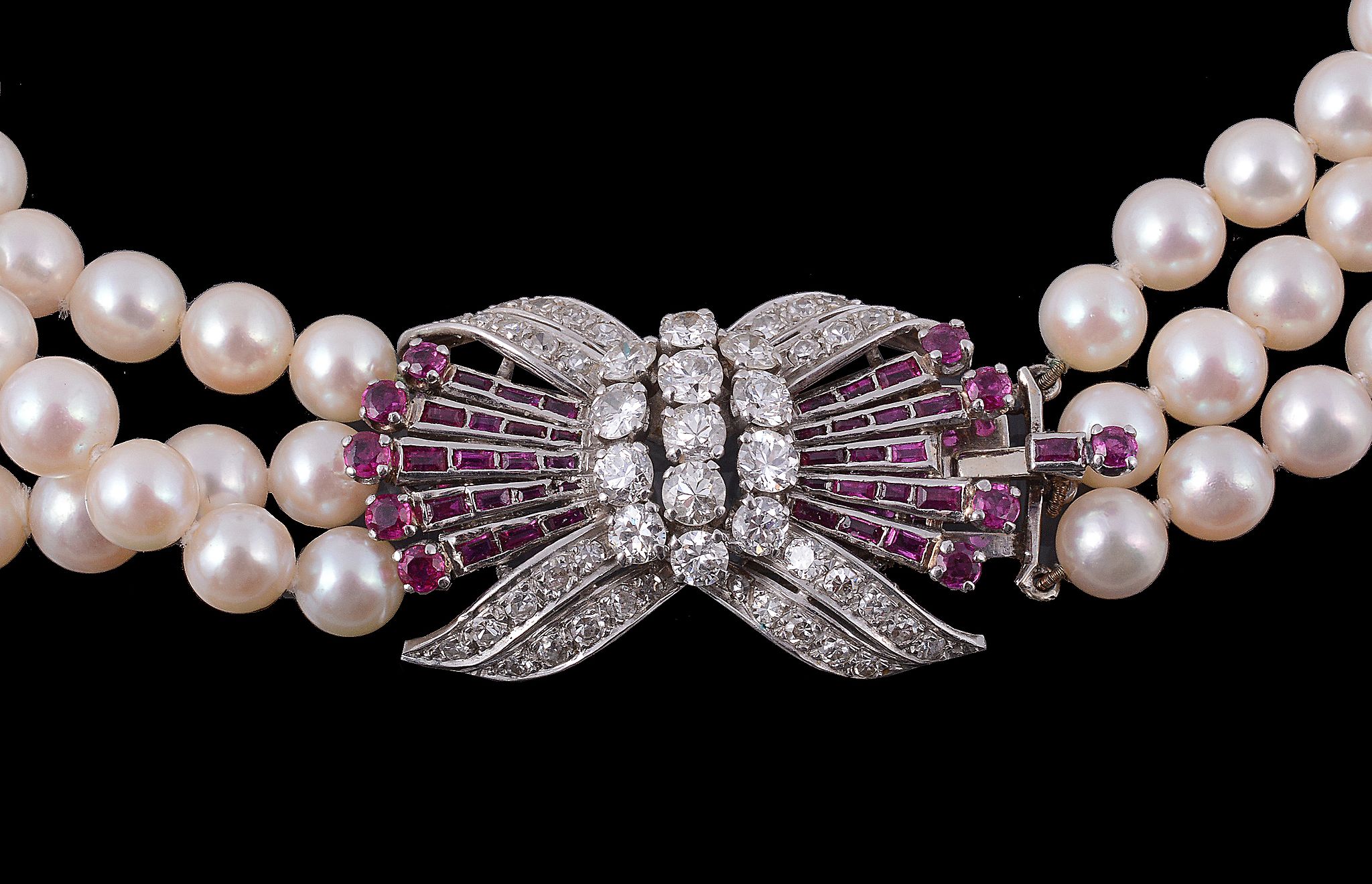 A three row cultured pearl, diamond and ruby necklace A three row cultured pearl, diamond and ruby - Image 2 of 2