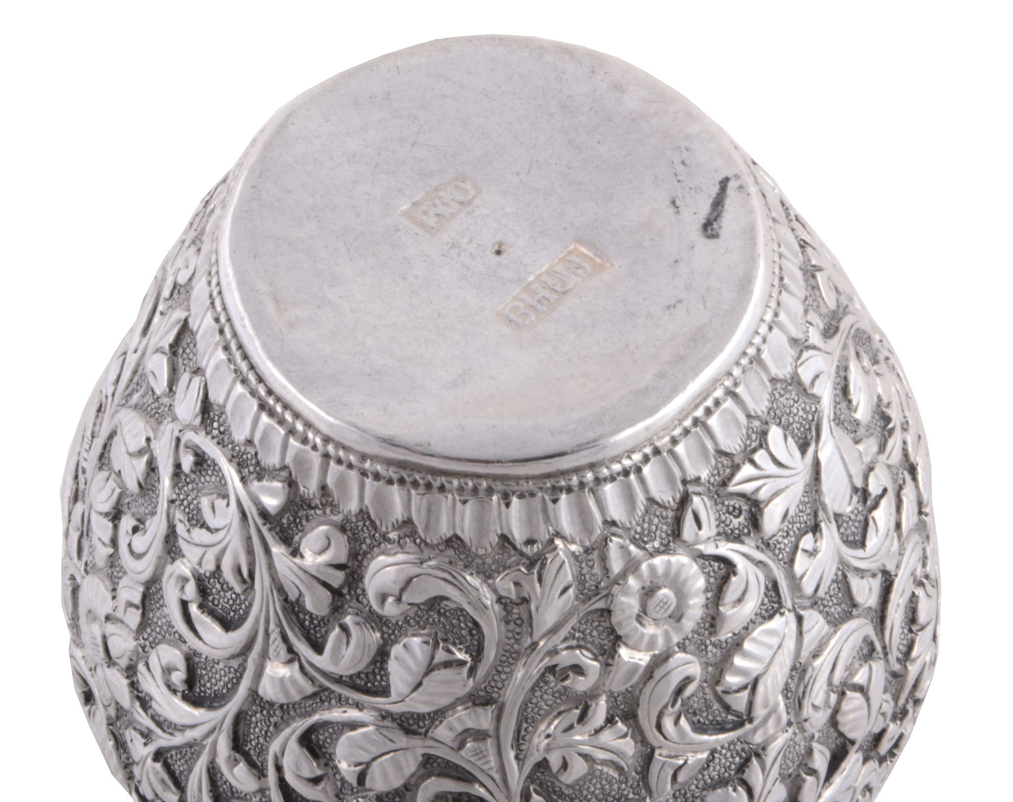 An Indian silver ovoid shape mustard pot by Oomersi Mawji, Bhuj circa 1890 An Indian silver ovoid - Image 2 of 2