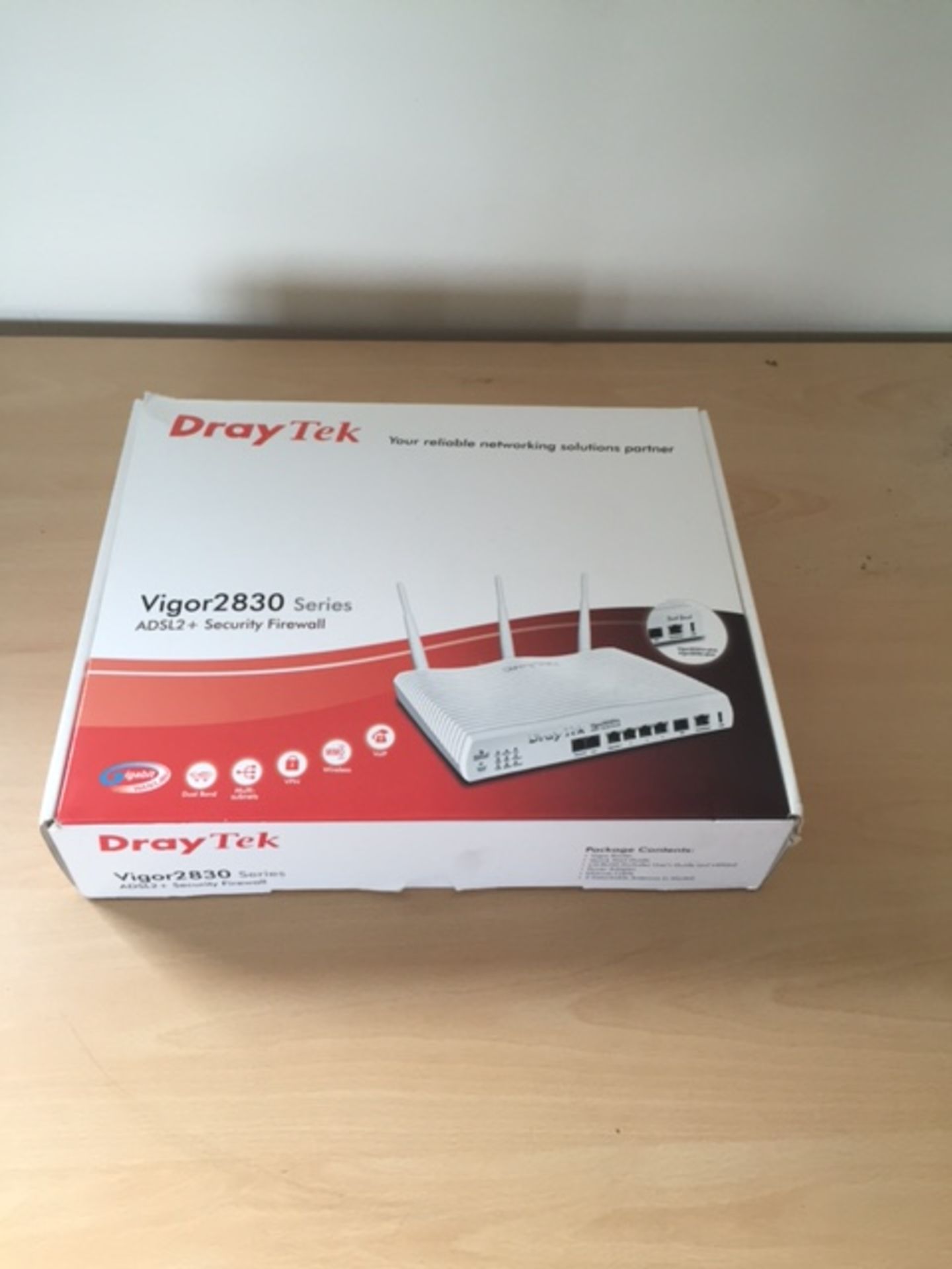 Draytek Vigor 2830 series ADSL 2+ Security Firewall Router - Image 2 of 2