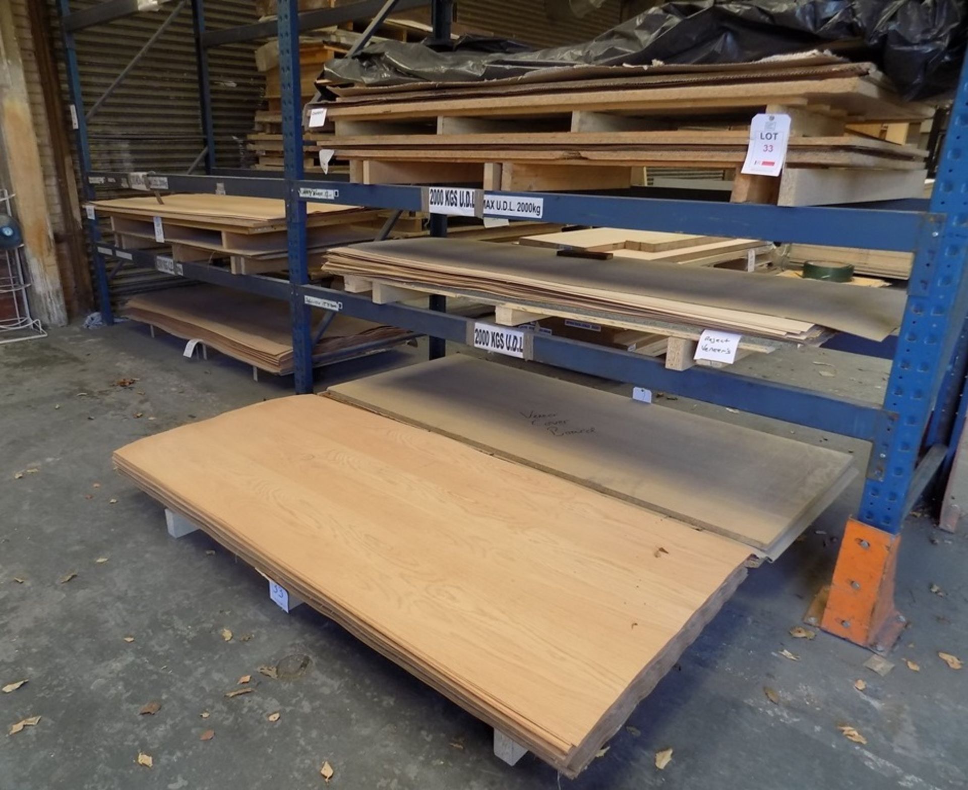Quantity of maple, sapele and sundry veneers, as lotted