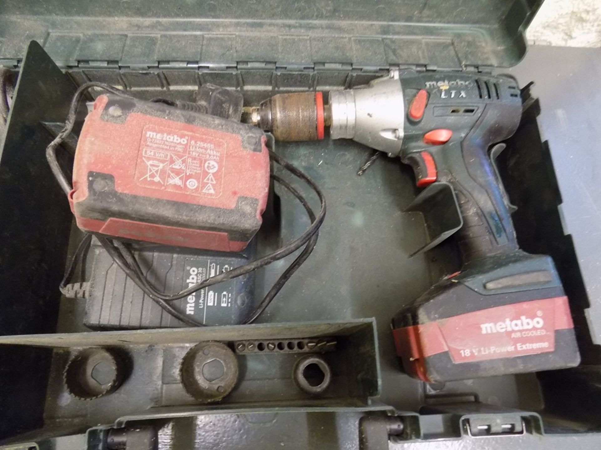 Metabo LTX cordless power drill, with battery pack and case - Image 2 of 2