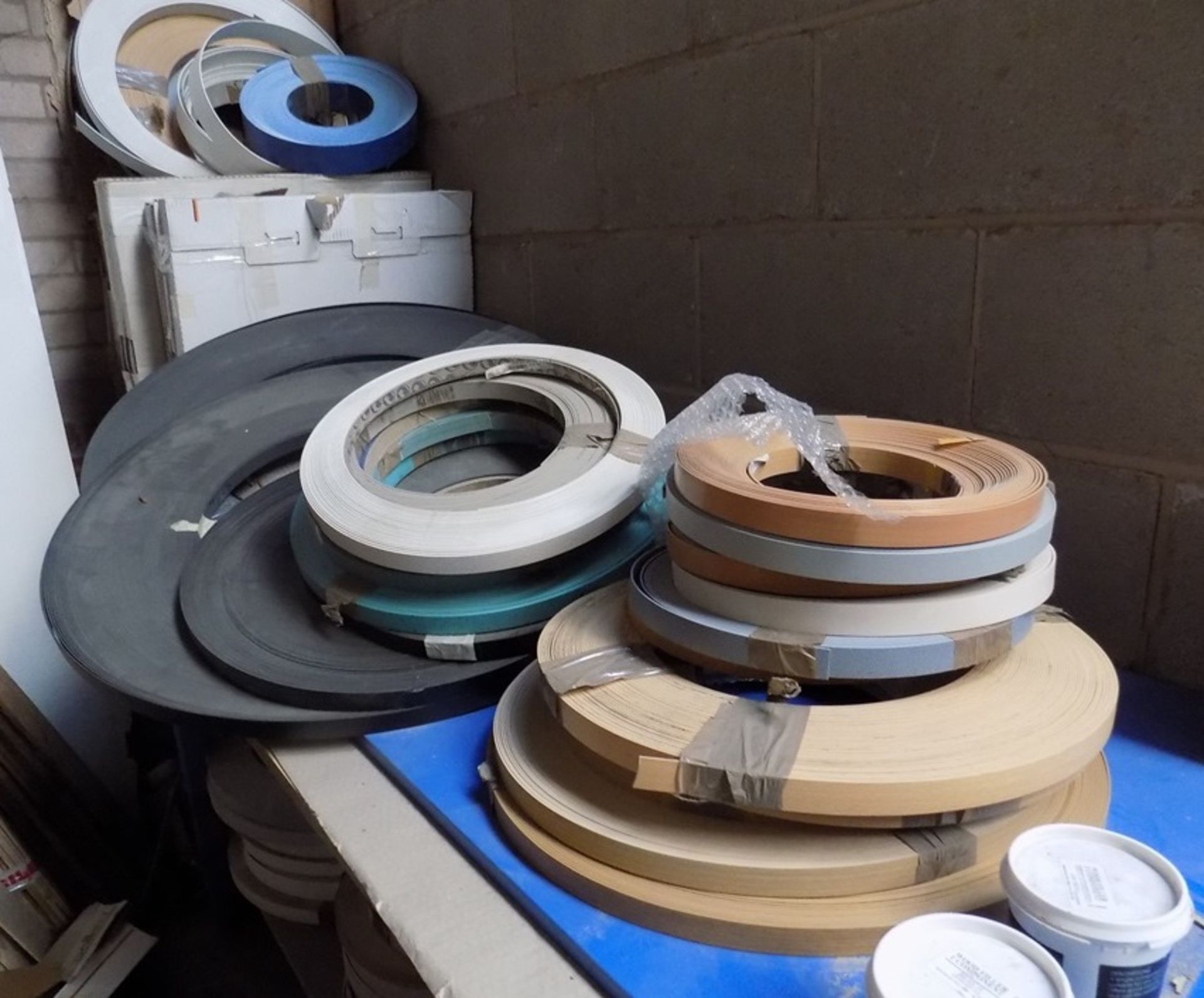 Approx. 150 full and part reels of plastic edging strip - Image 4 of 6