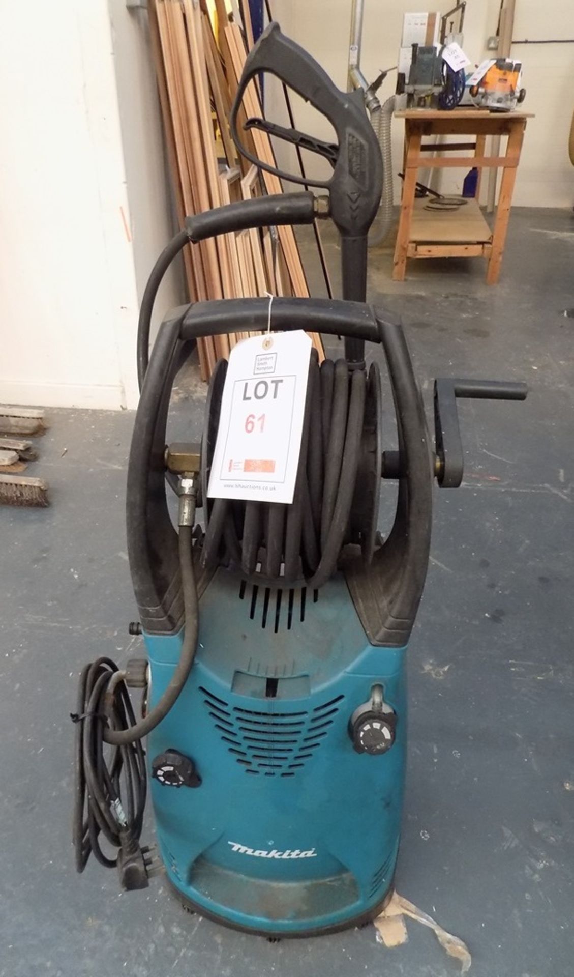 Makita HW131 pressure washer, with lance (This lot does not have a Written Scheme of Examination