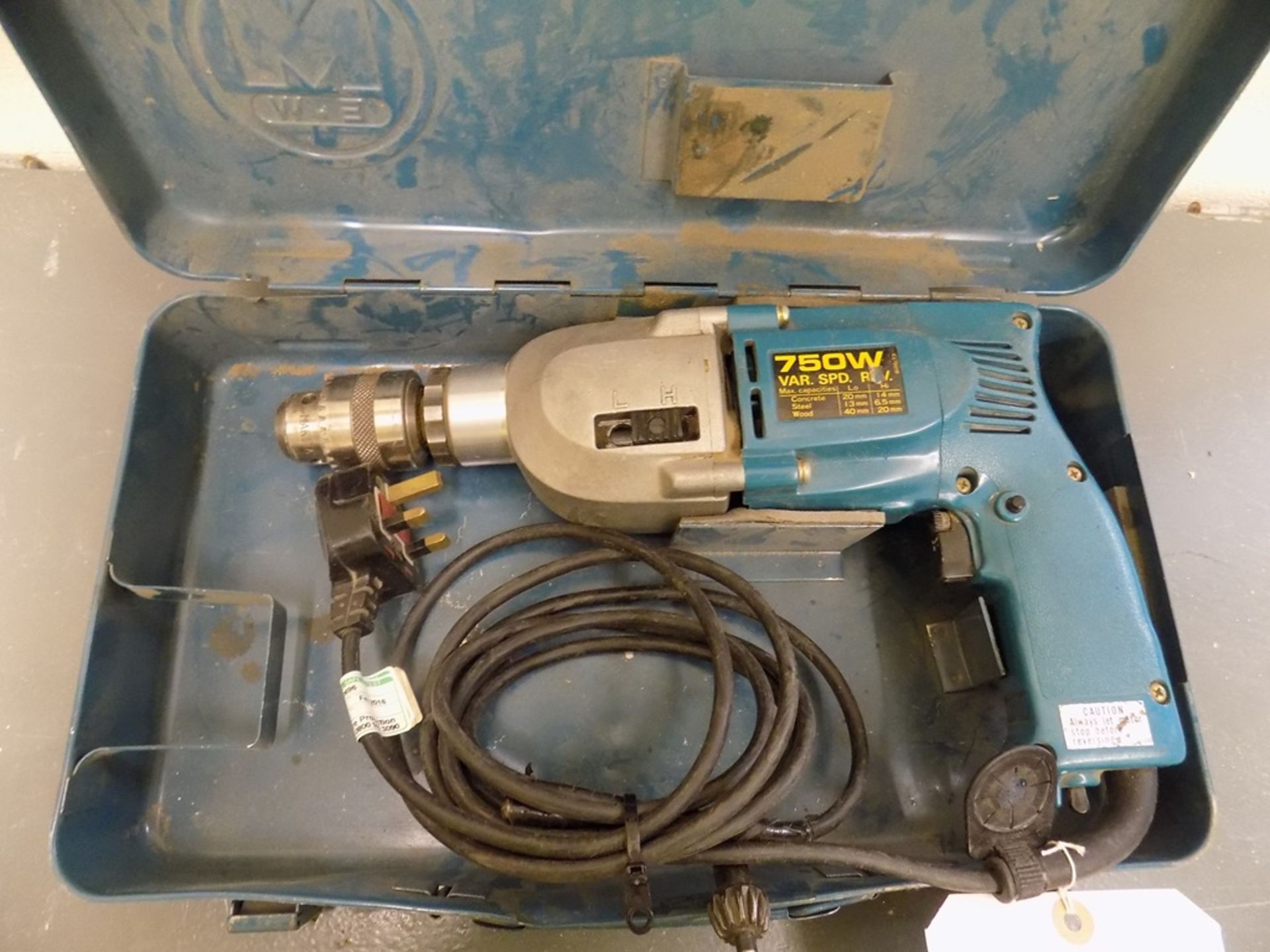 Makita 20mm 2-speed 240v hammer drill, with case - Image 2 of 2