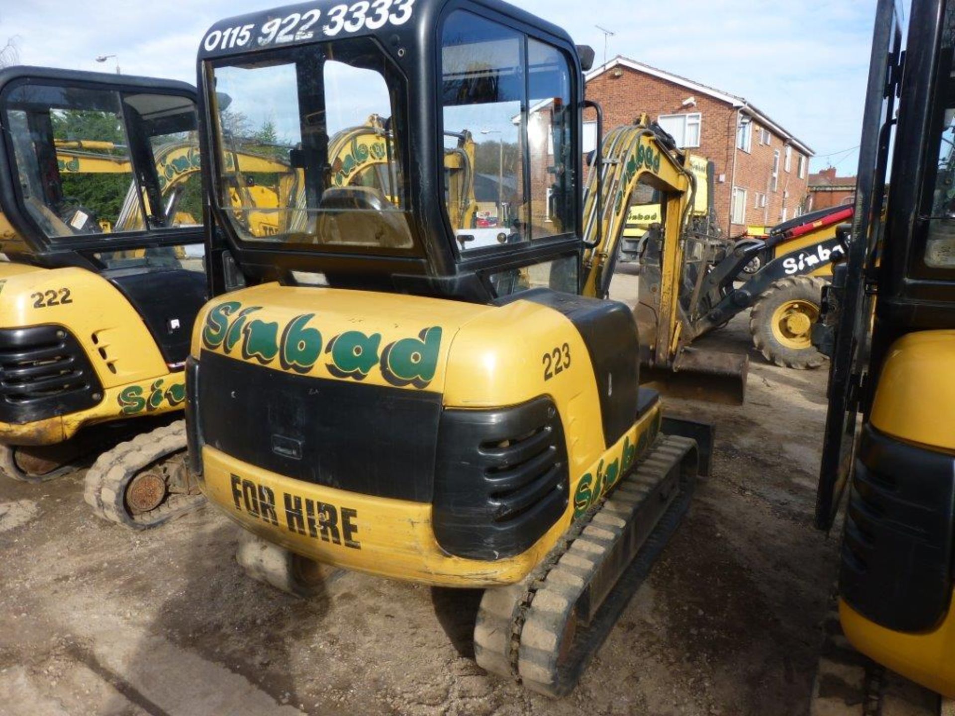 Caterpillar 302.5 rubber tracked mini excavator (2002), indicated hours 4756.6, PIN no. - Image 4 of 8