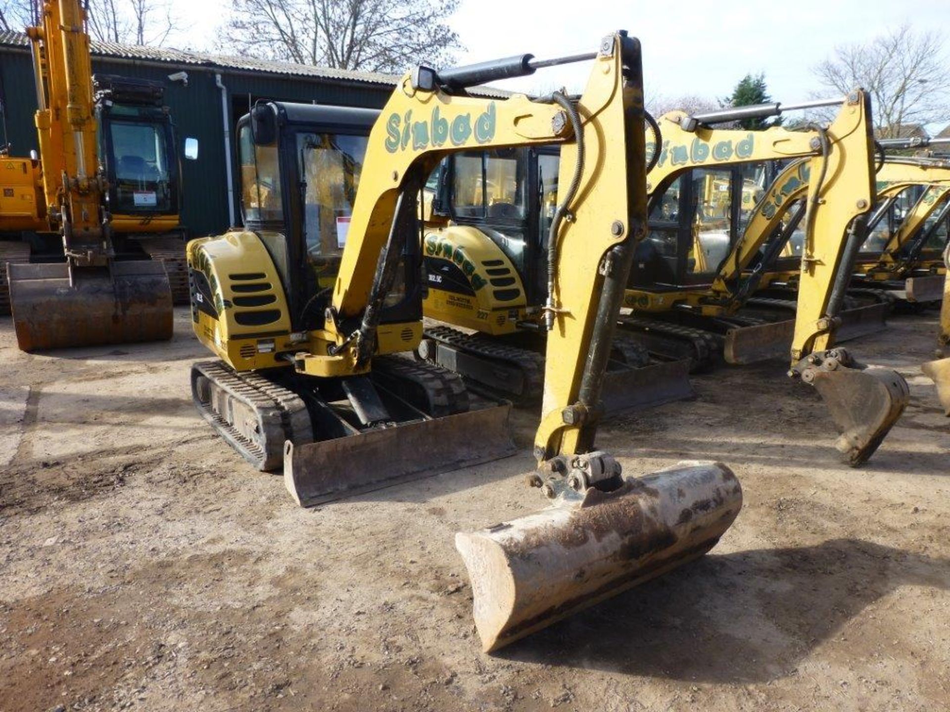 Caterpillar 302.5C rubber tracked mini excavator (2010), indicated hours 2666.0, PIN no. - Image 2 of 6