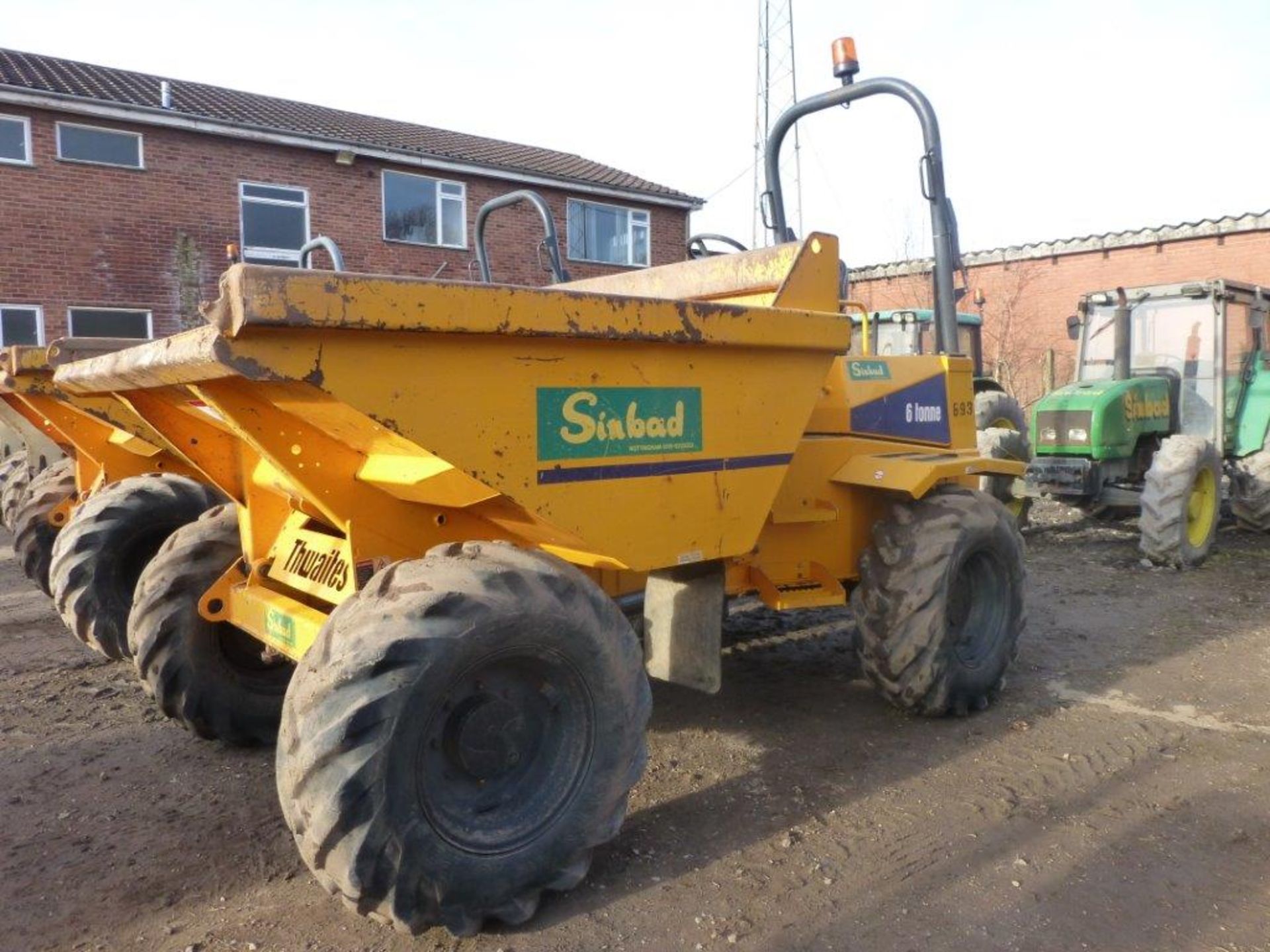 Thwaites 6-tonne 4x4 articulated dumper (2007), indicated hours 1484.2, weight 4160Kg, VIN no. - Image 2 of 6