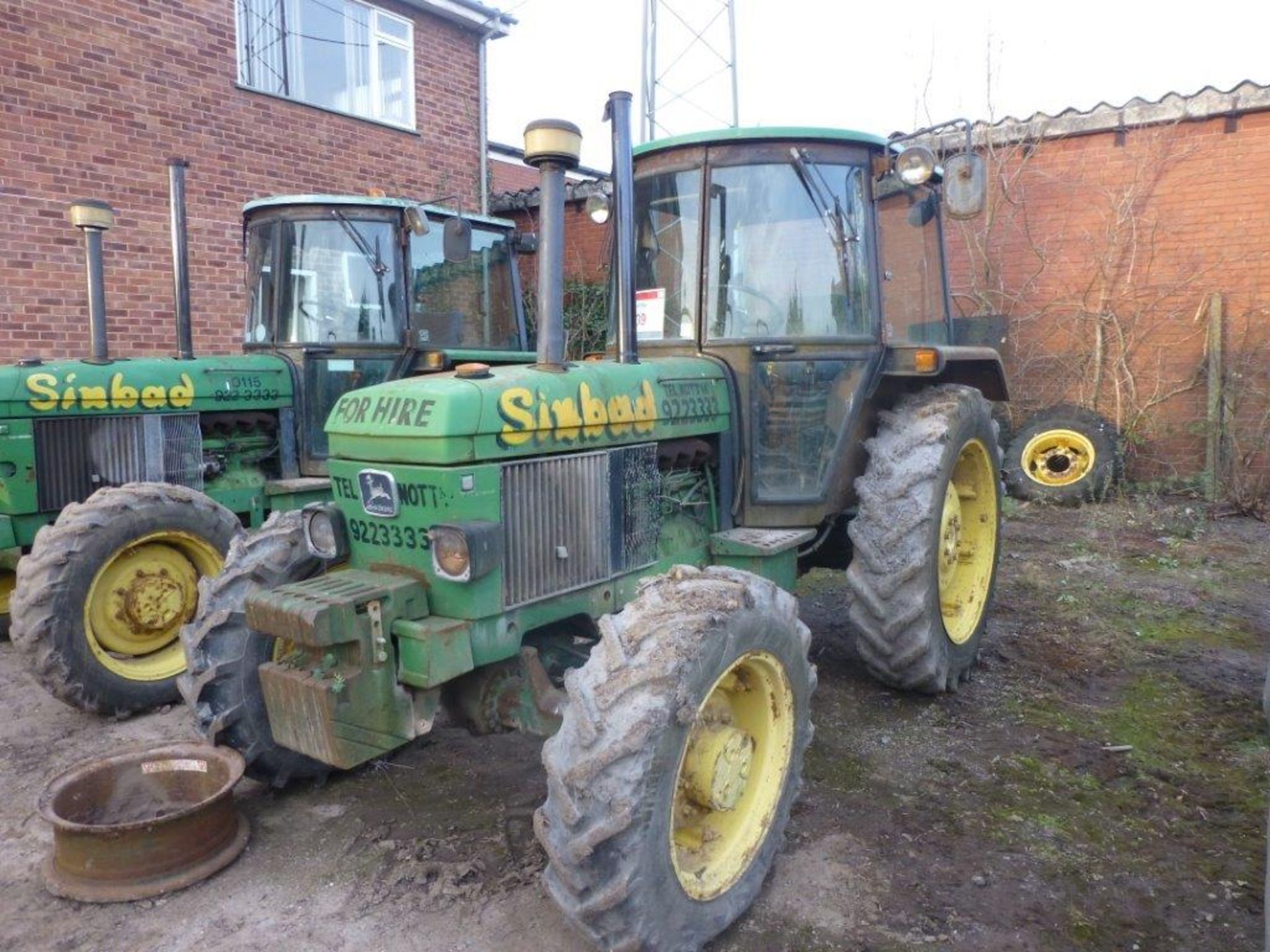 John Deere Synchron type 2250 4x4 tractor (1987), indicated hours 13216.3, Serial no. L02250W518197, - Image 2 of 3