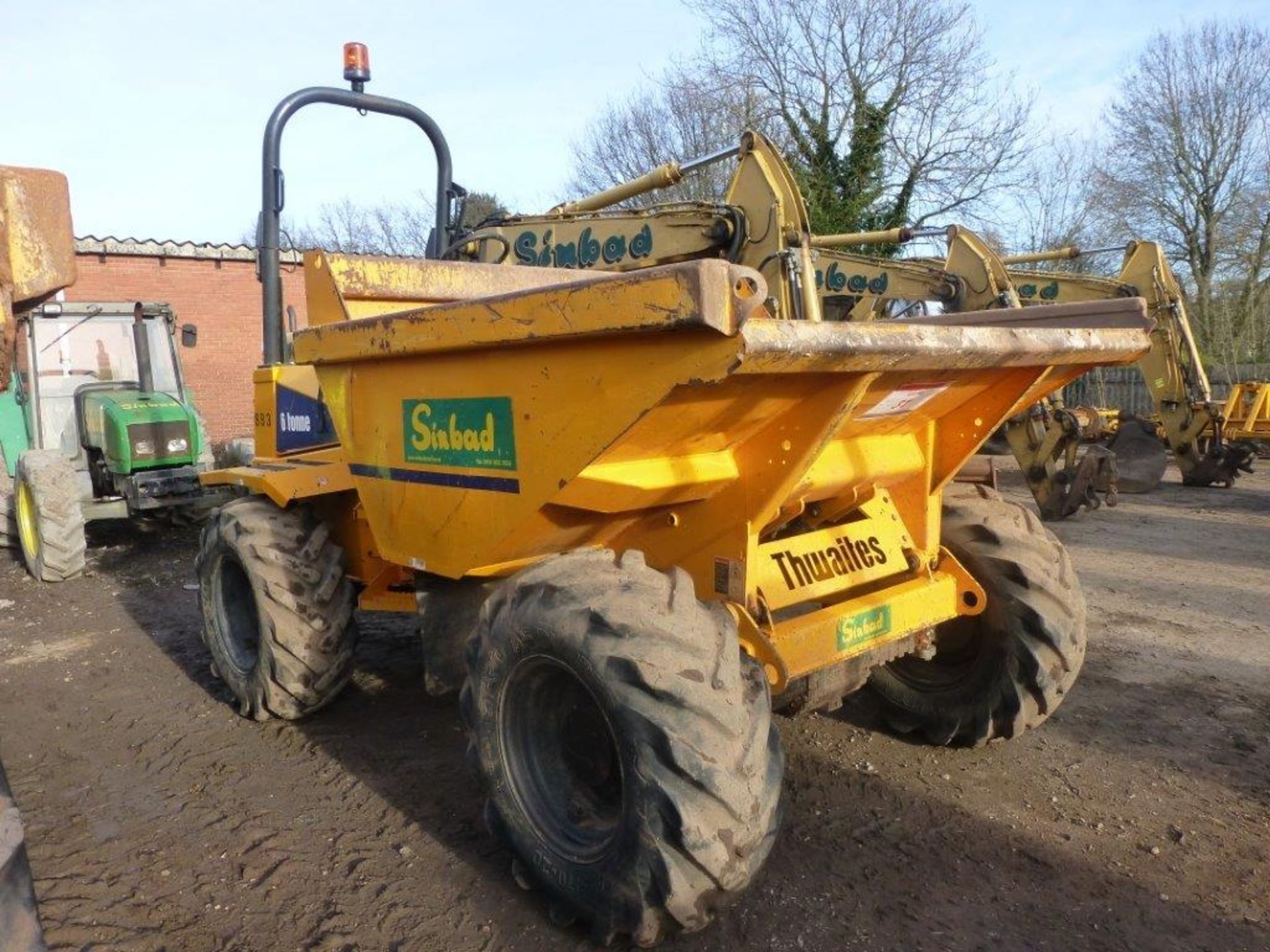 Thwaites 6-tonne 4x4 articulated dumper (2007), indicated hours 1484.2, weight 4160Kg, VIN no. - Image 5 of 6