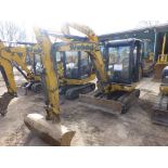 Caterpillar 302.5 rubber tracked mini excavator (2002), indicated hours 4463.2, PIN no.