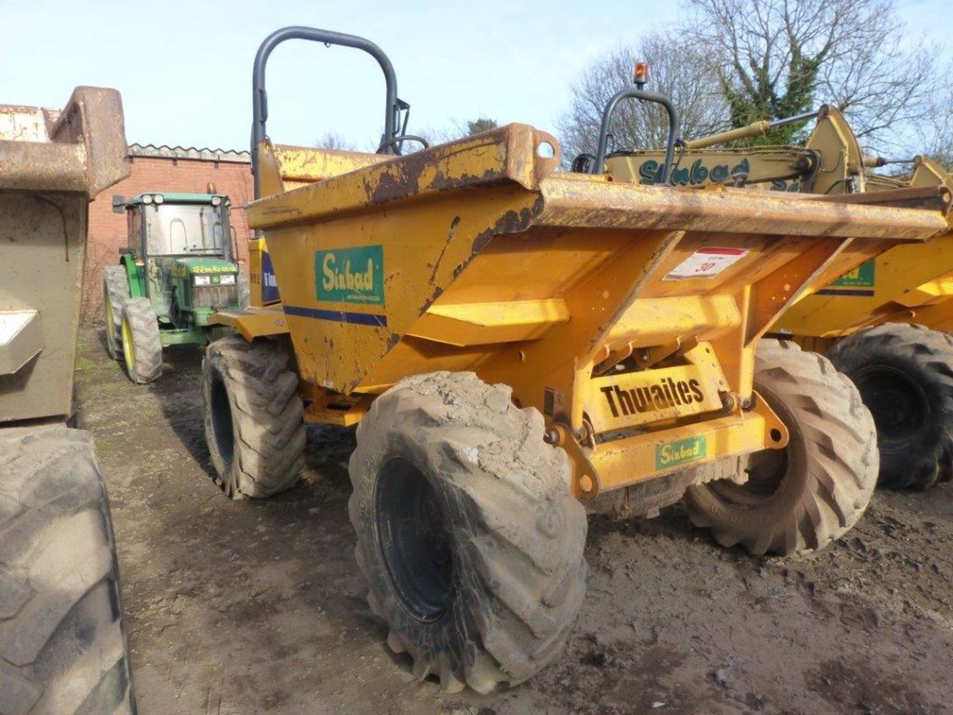 Thwaites 6-tonne 4x4 articulated dumper (2007), indicated hours 1533.1, weight 4160Kg, VIN no. - Image 5 of 6