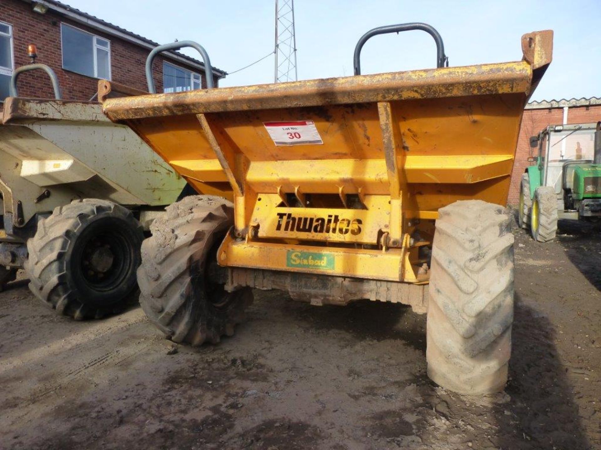 Thwaites 6-tonne 4x4 articulated dumper (2007), indicated hours 1533.1, weight 4160Kg, VIN no.