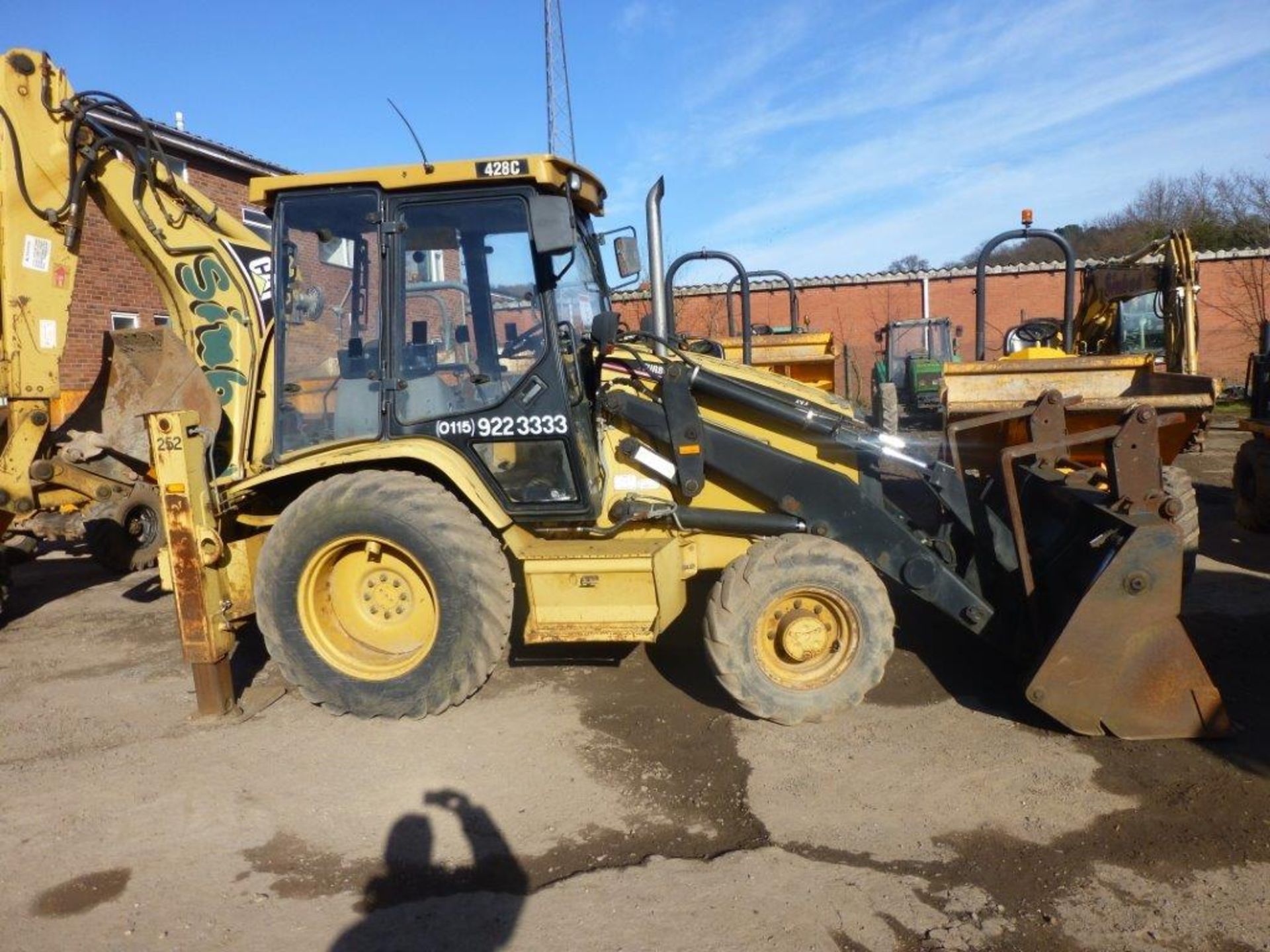 Caterpillar 428C 4x4 backhoe loader (2000), indicated hours 5850.4, PIN no. 2CR19518, 4-in-1 - Image 2 of 7