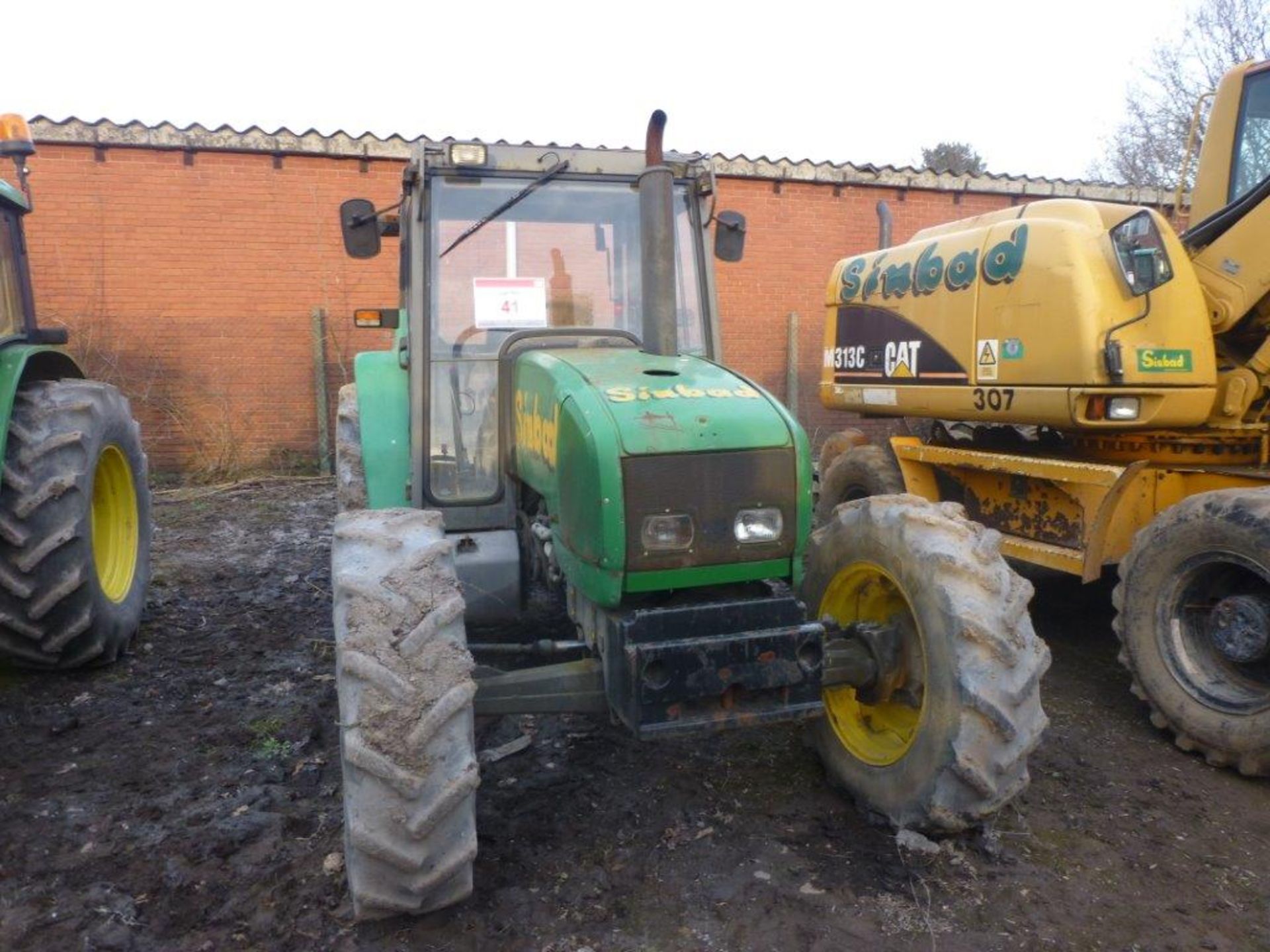 John Deere type 3200 4x4 tractor (1997), indicated hours 3195.6, Regn. no. R788 OCH (Plant no. 650)