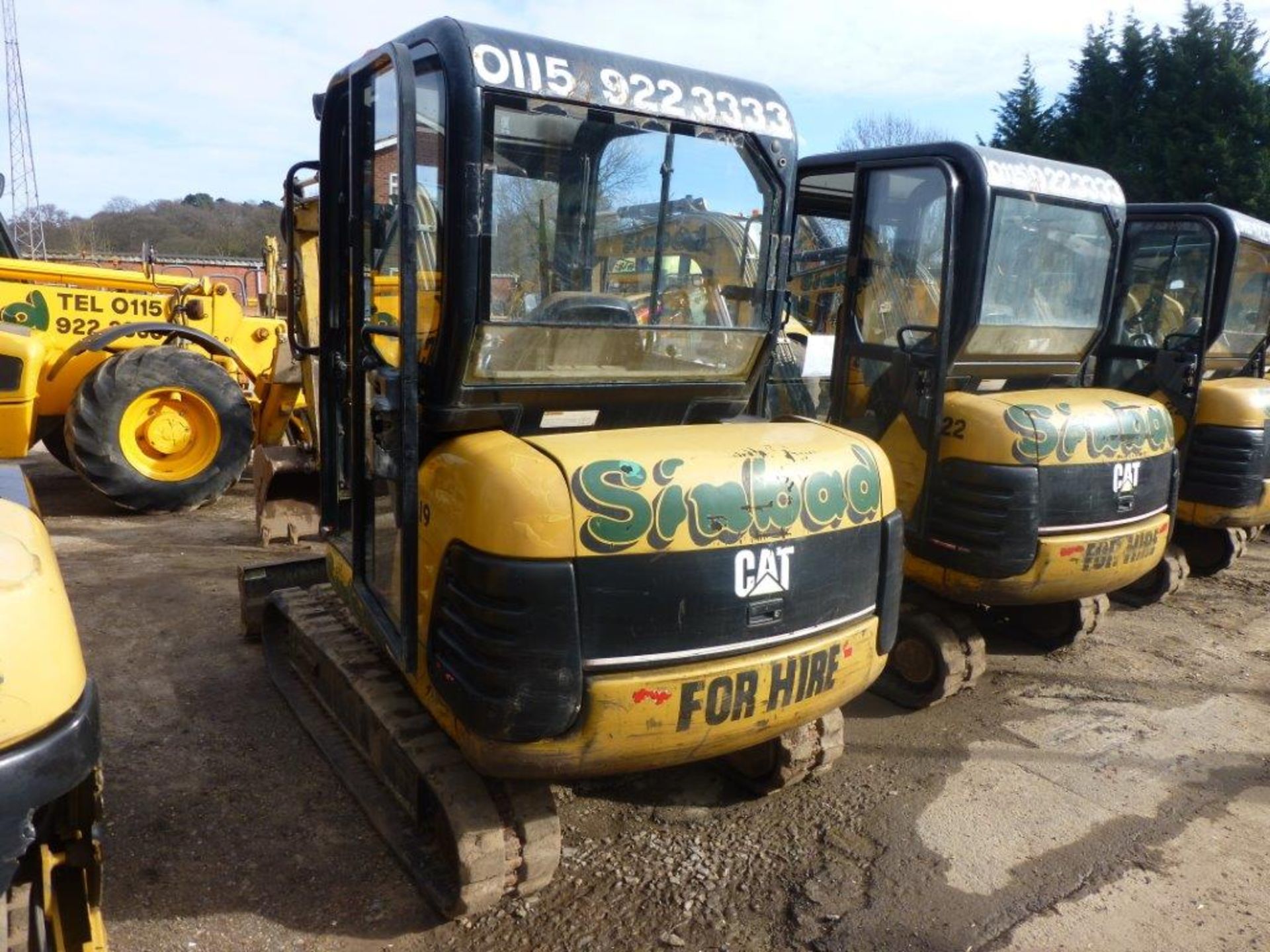 Caterpillar 302.5 rubber tracked mini excavator (2001), indicated hours 3882.6, PIN no. - Image 5 of 8