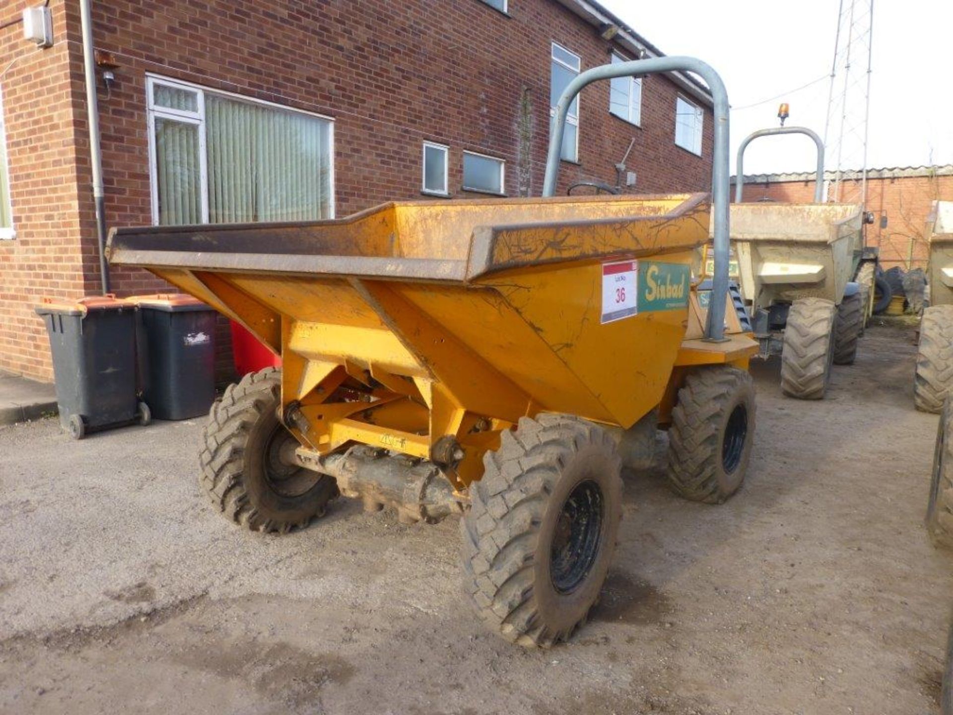 Benford 3000 DR 3-tonne 4x4 articulated dumper (2004), indicated hours 1081, weight 2391Kg, VIN