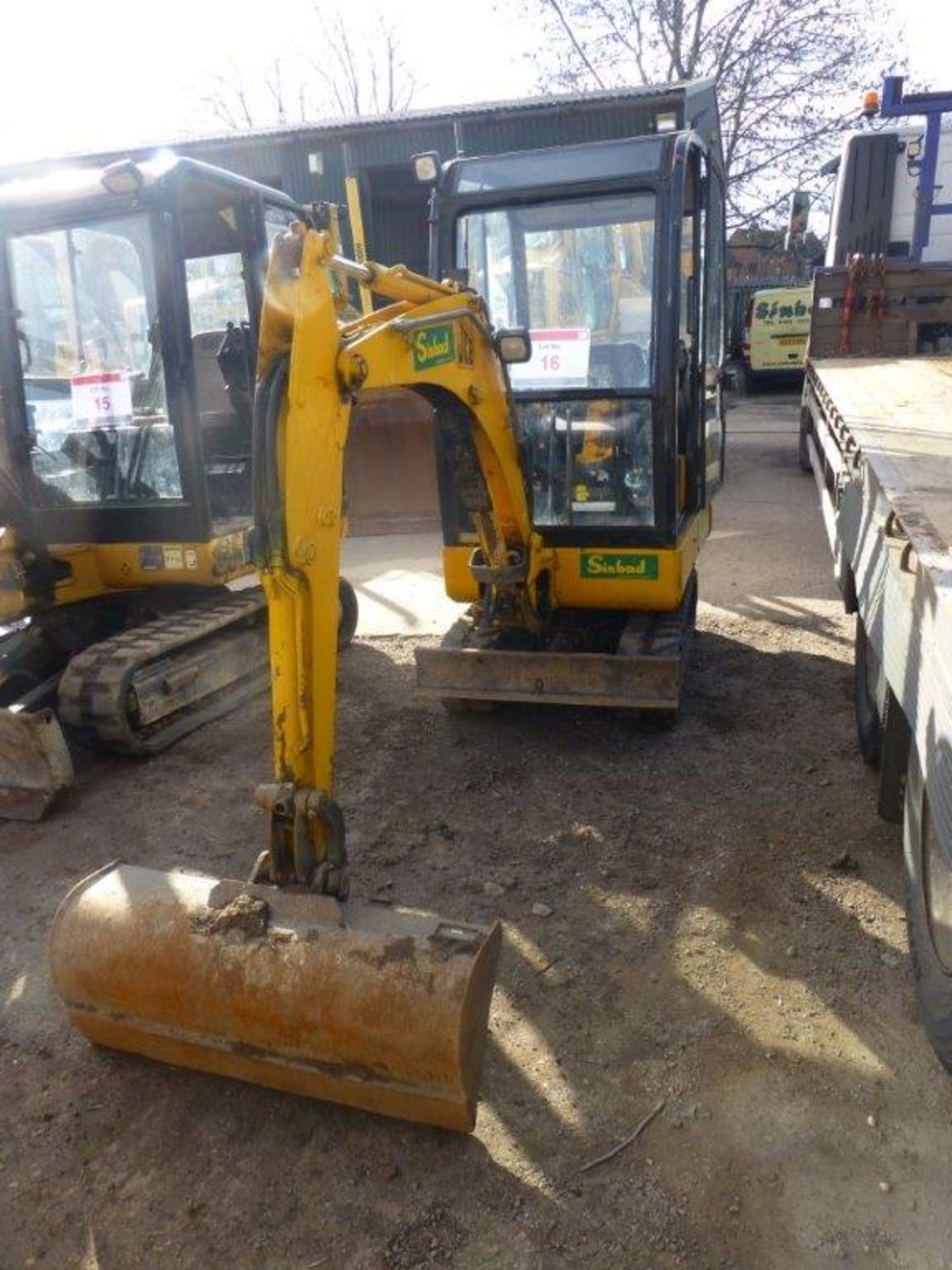 JCB 8015 rubber tracked mini excavator (2000), indicated hours 1444.2, Serial no. 04862, weight