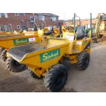 Thwaites 1-tonne 4x4 hydrostatic articulated skip loader (2007), indicated hours 1522.9, weight