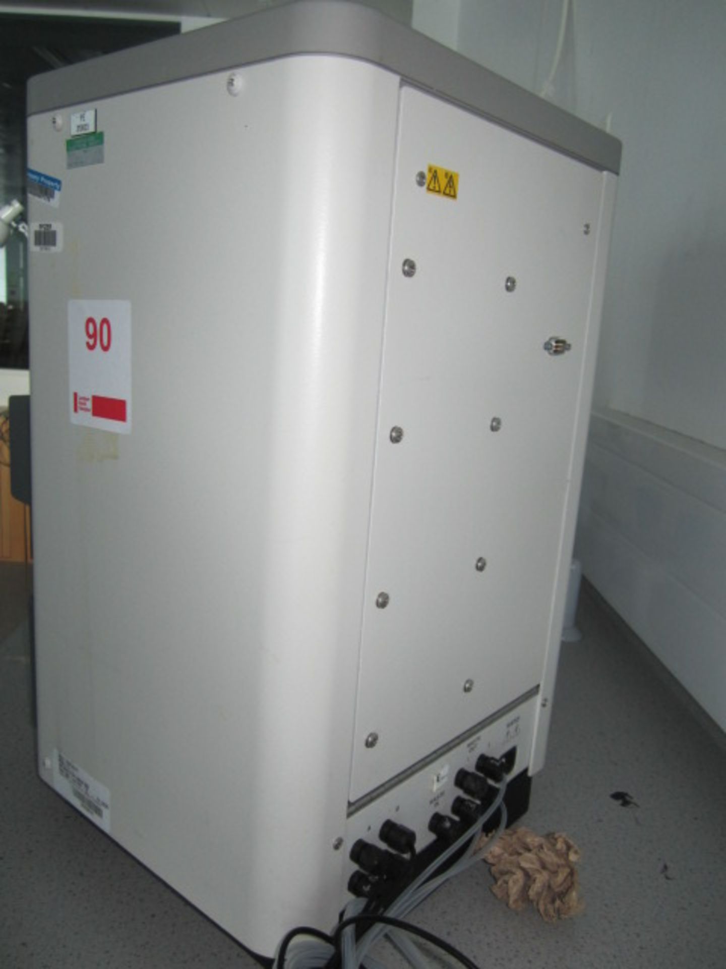 Teledyne Isco model 4X expansion flash chromatography, serial number 205C20141 with assorted - Image 2 of 3