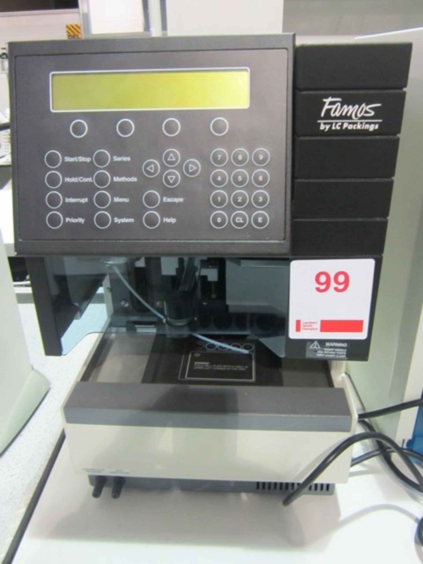 Dionex LC Packing Famos autosampler: STH585, UVD 340U, chromatography interface UC1-1000, P580