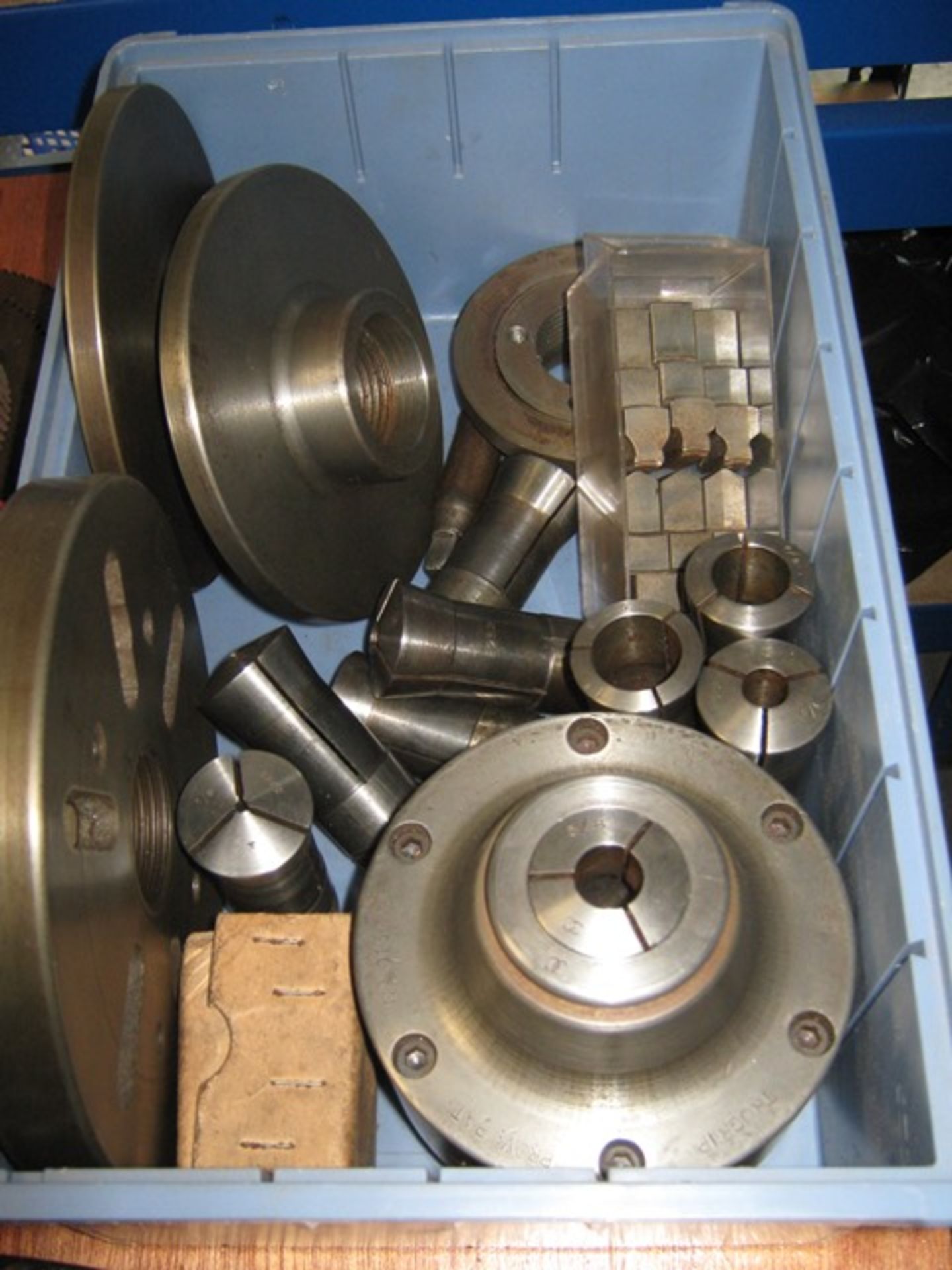 Smart & Brown centre lathe, model sabel, 9" swing & 50" between centres with 3 Jaw / 4 Jaw & - Image 6 of 9