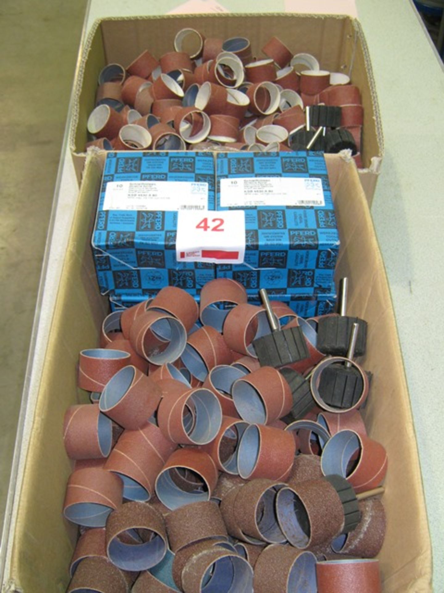 2 x boxes Approximately 500-off spirabands, 38mm & 45mm diameters various grits