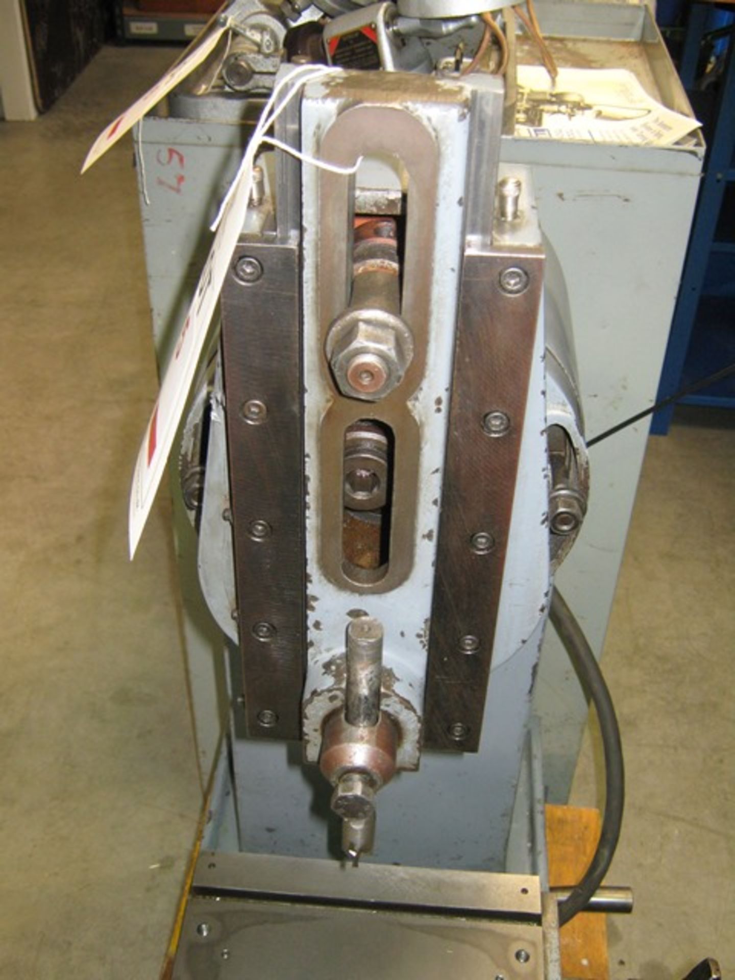 Astra slotting machine with tilting head, 415v, table size 10" x 7" - Image 3 of 3